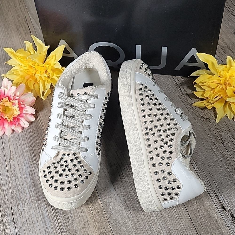 Aqua Tess Lace up Embellished Sneakers Sz 8.5